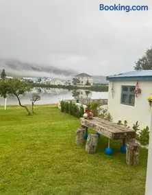 Nýlenda - Charming Two Bedroom Seaside Property, Mountain and Town Views - Image 3