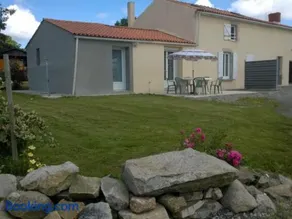 Maison rénovée à la campagne avec terrasse, connexion Wifi incluse - FR-1-426-288 - Image 2