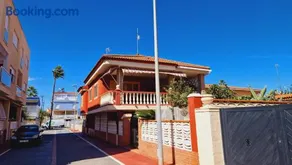 Chalet Playa Chilches - Image 1