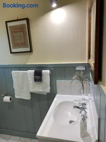 Karbeethong Lodge - Image 4