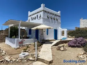 George's Traditional House - Image 2