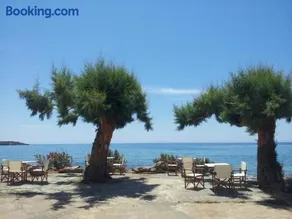 Georgoshouse Lykos beach Sfakia - Image 1