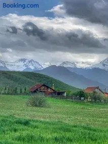 Casuta-Lacului - Image 1