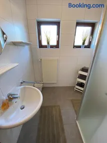 Gemütliche EG-Ferienwohnung Brazil mit eingezäunten Garten - Image 1
