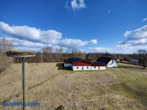 Luxury retreat with direct access to nature - Image 3