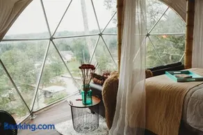 WATERFRONT LUXURY GLAMPING DOME - Image 1