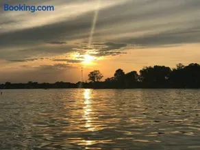 Adorable Buckeye Lake Cottage - Image 1