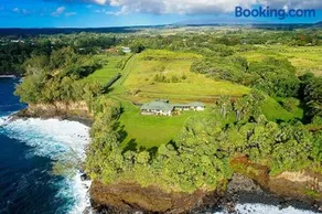 Hilo's Luxury & Ocean Front Estate - Image 5