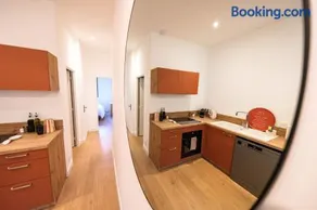 Les Suites du Parc - Appartement lumineux de 2 chambres avec une vue imprenable sur le parc Simone Veil à 2 minutes des halles - Image 5