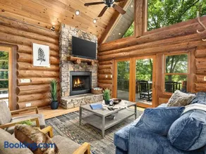 Cozy Log Cabin in the Clouds - Image 4