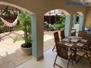 Turtles Nest Beach Apartments - Image 3