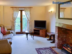 Carters Cottage - Image 2