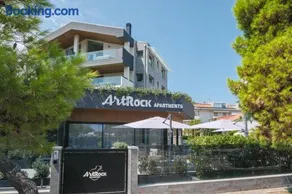ArtRock Apartments - Image 1