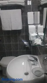 Hotel Perfect - Image 2