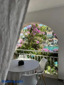 Amare Apartments - Image 3