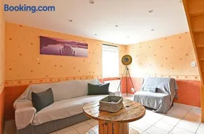 La Petite Maison Blanzy - Image 2