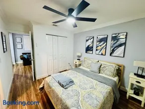 Retreat in Style Private Peaceful Miami Bungalow - Image 4