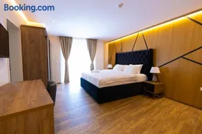 Hotel Castello - Image 2