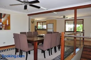Double Island Dream - Rainbow Beach - Image 1