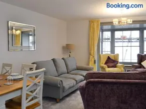 Grosvenor House APT 2 - Image 1