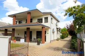 Solaris Garden Rooms - Image 1