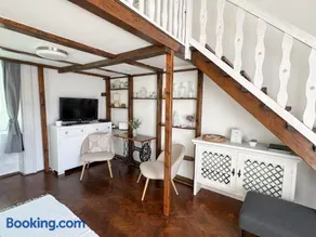 Agria Vintage Apartman - Image 2