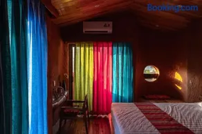 Nắng Hotels & Restaurants - Image 2