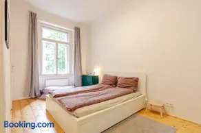 Live like a local family in Letna - Image 2