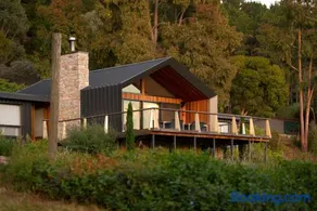 Pinewood High Country Retreat - breathtaking views of Lake Eildon & Mt Buller - Image 2