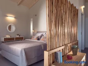 Akron Luxury Suites - Image 2