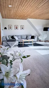 Stylish vacation home - close to sea and nature - Image 1