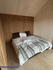 Onyx Private Cabin - Golden Circle - Image 3