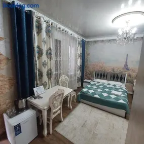 Camelot hotel - Image 2