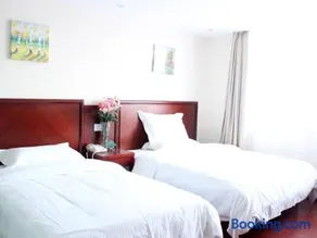 GreenTree Inn Jiangsu Nantong Haimen Bus Statian Shell Hotel - Image 2