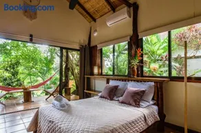 Funky Monkey Lodge - Image 3