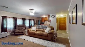 The Beaumont House - Image 2