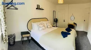 Cosy & Chic Dog Friendly Apartment, Settle - Image 4