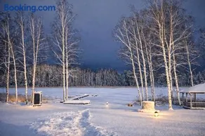 Berzkrasti Lake House with Private Sauna & Beach - Image 1