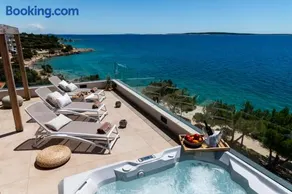Villa Natura luxury apartments - Image 4