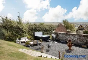 Berry Barn - Image 4