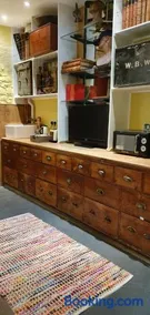 Snobs and Rebels Apartments - Image 4