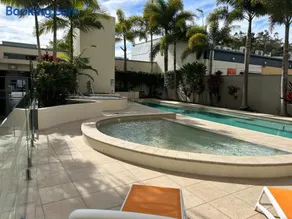 Exclusive Apartment with Ocean Views - Image 5