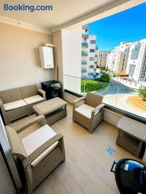 Signature Apartment - Image 2