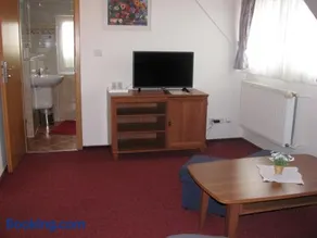 Šindlerův Dvůr - Image 3