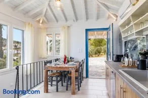 Kyklamino Home - Sea View, Quietly Defined - Image 2