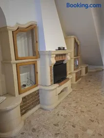 Jesmond House - Image 2