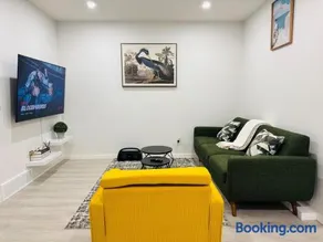 Chic City Escape- come experience tranquility! - Image 1