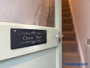 Chase View 1 Bed Sleeps 4 Parking WiFi Contractors - Image 1