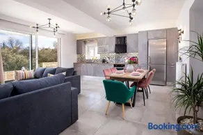 Nightingale Villa & Suites Corfu - Image 3