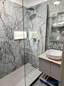Aparthotel Shkodra - Image 2